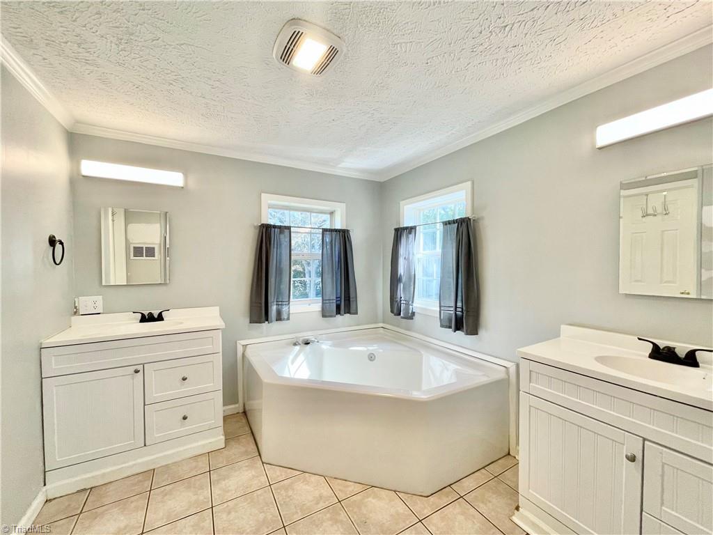 1226 Hill Road King, NC 27021 - Photo 16 of 28