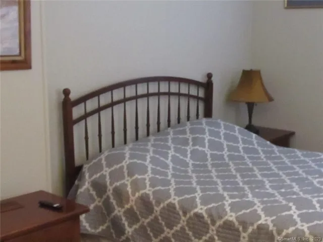 $2,600 | 2 Bidwell Street, East Lyme, CT 06357