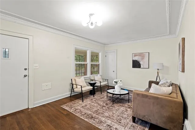 $234,900 | 1122 East 76th Street, Kansas City, MO 64131