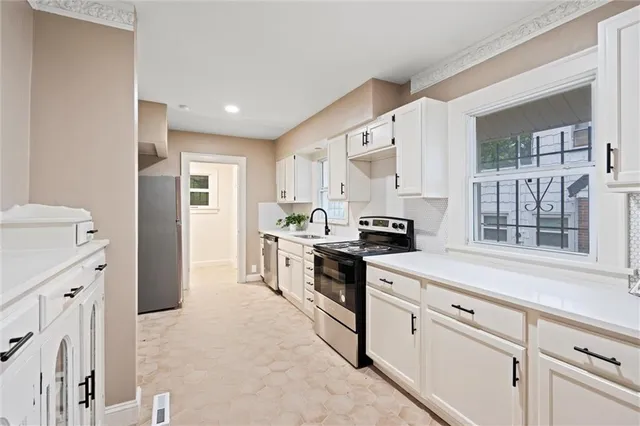 $234,900 | 1122 East 76th Street, Kansas City, MO 64131