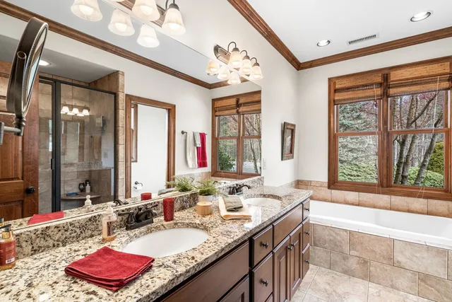 $750,000 | 163 Yellow Maple Lane, Murphy, NC 28906