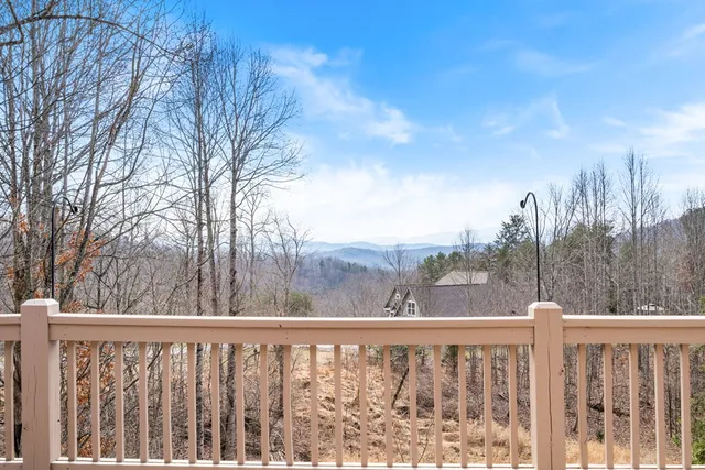 $750,000 | 163 Yellow Maple Lane, Murphy, NC 28906