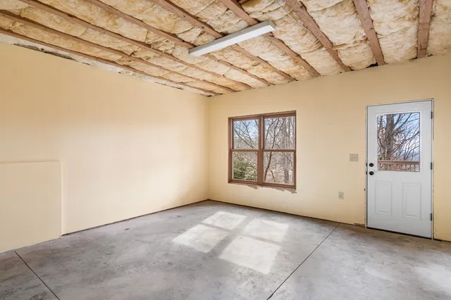 $750,000 | 163 Yellow Maple Lane, Murphy, NC 28906