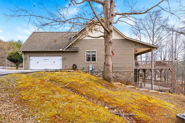 $750,000 | 163 Yellow Maple Lane, Murphy, NC 28906