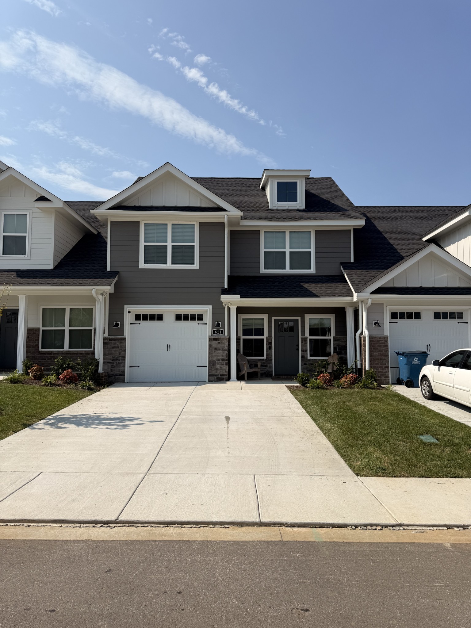 611 Rohan Drive Murfreesboro, TN 37129 - Photo 4 of 27 Gallery Image 4
