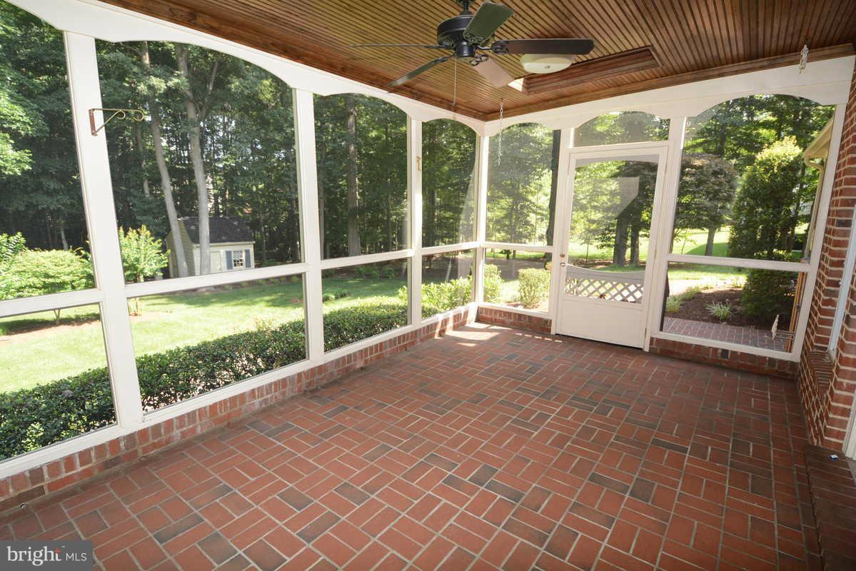 3810 Russell Road Woodbridge, VA 22192 - Photo 12 of 30 Screened in Porch