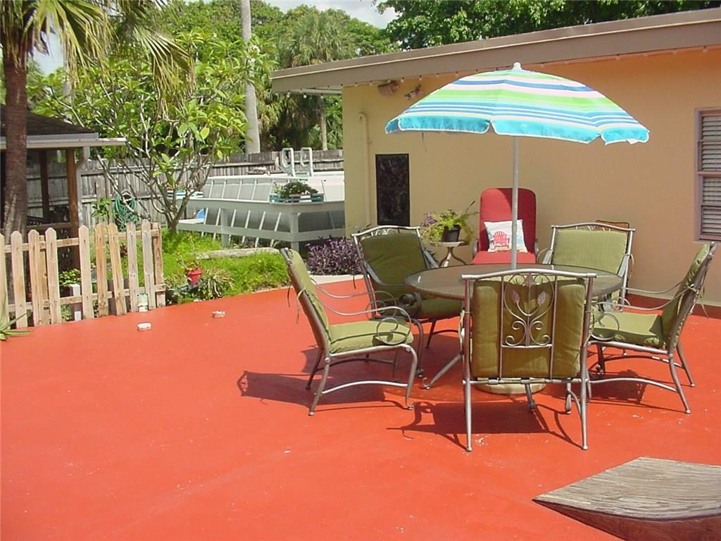 5809 Edwards Road Margate, FL 33063 - Photo 3 of 7 Photo 3