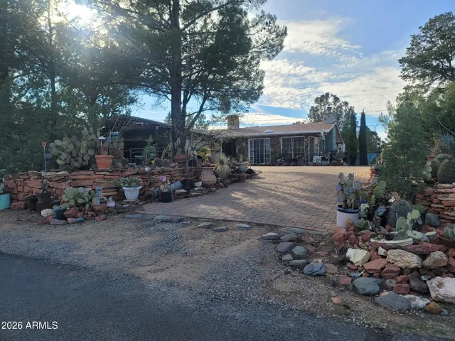 $849,900 | 215 Mountain Shadows Drive, Sedona, AZ 86336