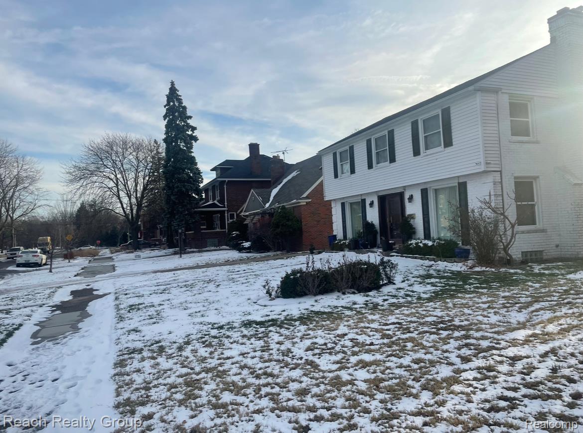 3491 Balfour Road Detroit, MI 48224 - Photo 2 of 15 Gallery Image 2