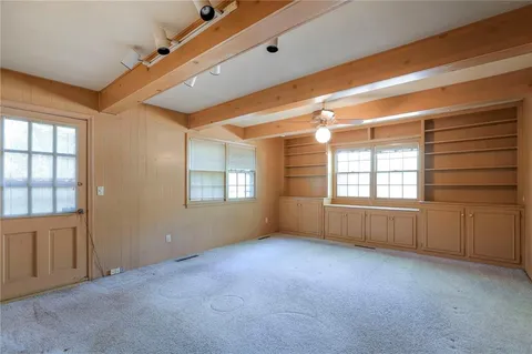 $349,900 | 406 West 109th Street, Kansas City, MO 64114