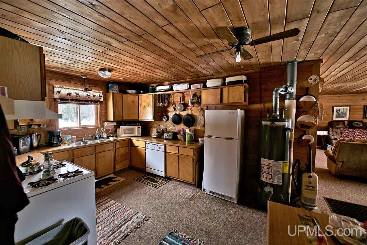 3754 N Billings Road Manistique, MI 49854 - Photo 17 of 29