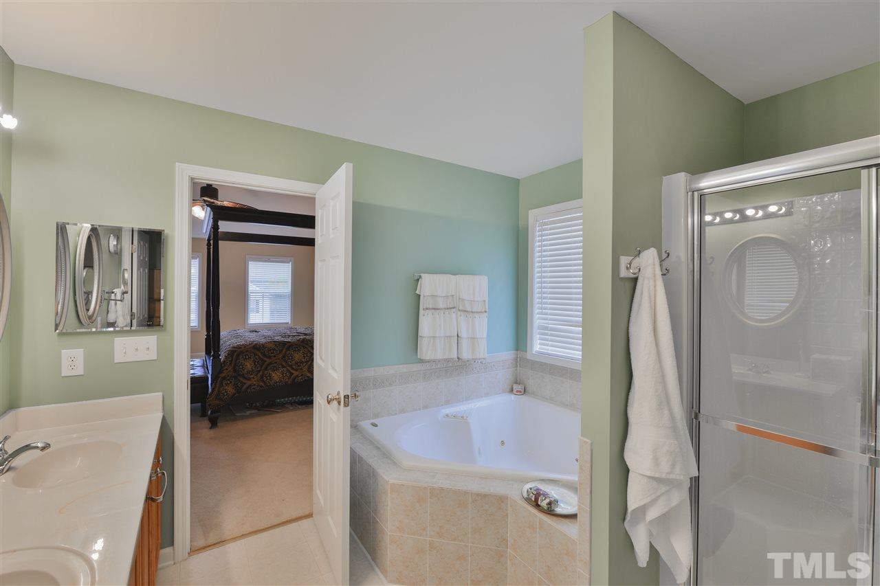 100 Faldo Cove Raleigh, NC 27603 - Photo 18 of 24
