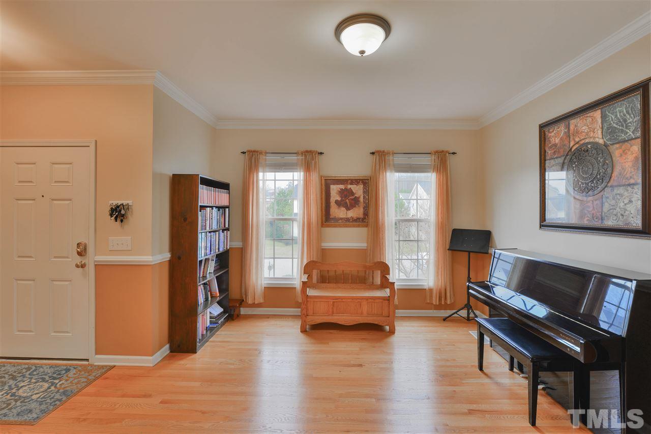 100 Faldo Cove Raleigh, NC 27603 - Photo 3 of 24