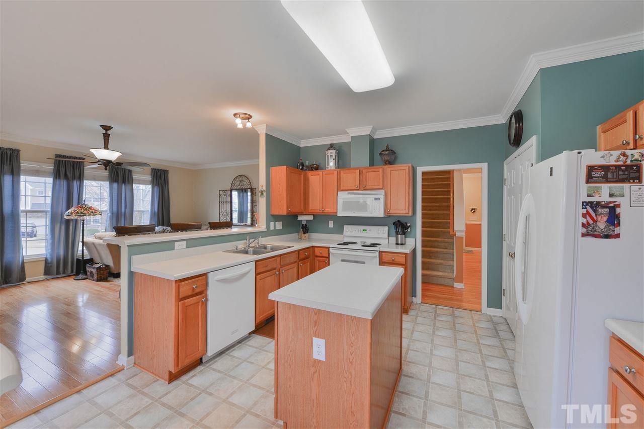 100 Faldo Cove Raleigh, NC 27603 - Photo 8 of 24