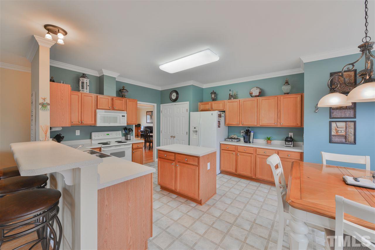 100 Faldo Cove Raleigh, NC 27603 - Photo 9 of 24