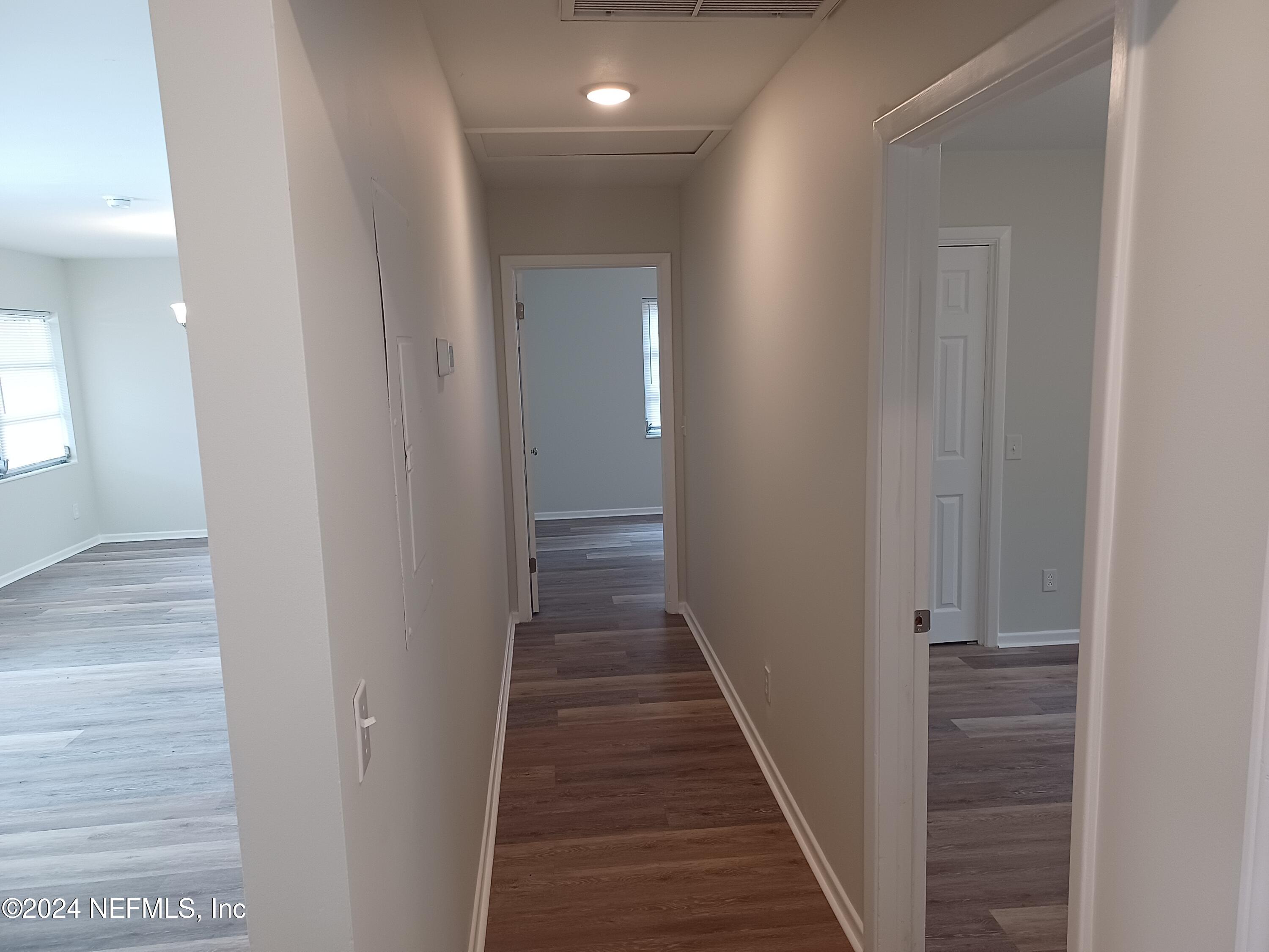 5869 White Sands Road, Unit A Keystone Heights, FL 32656 - Photo 13 of 29 13 Hallway