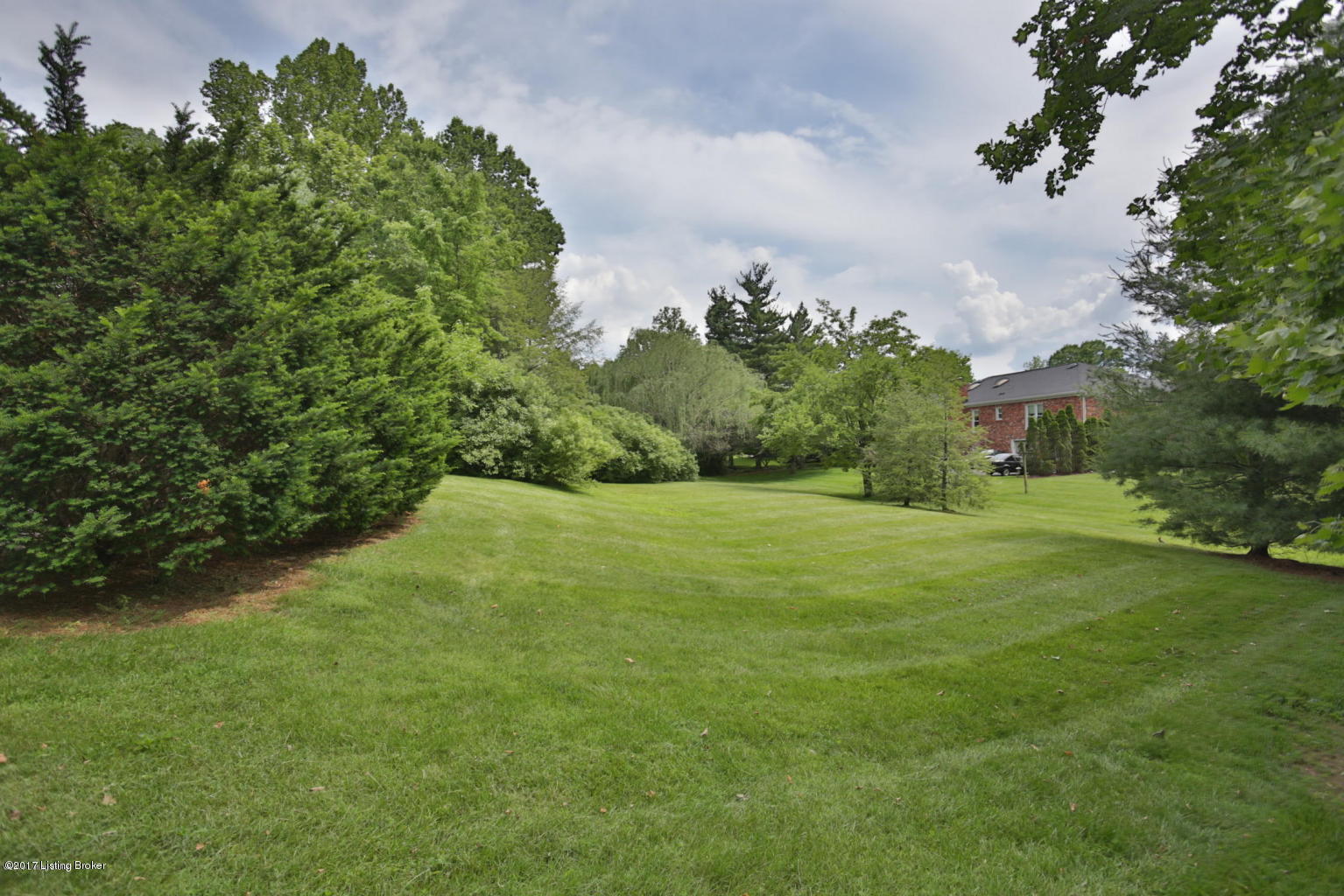 802 Rugby Place Louisville, KY 40222 - Photo 48 of 49 20161101164857646907000000-o