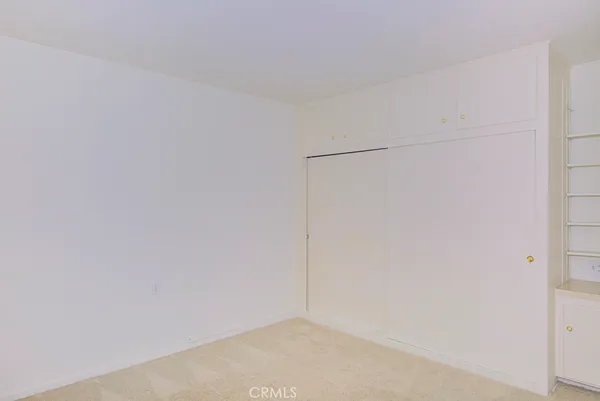 view of a utility room with dryer and washer