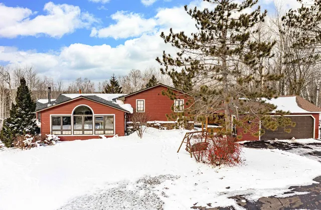 $595,000 | 3325 Strand Road, Duluth, MN 55803