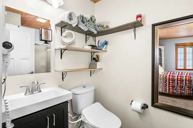 $595,000 | 3325 Strand Road, Duluth, MN 55803