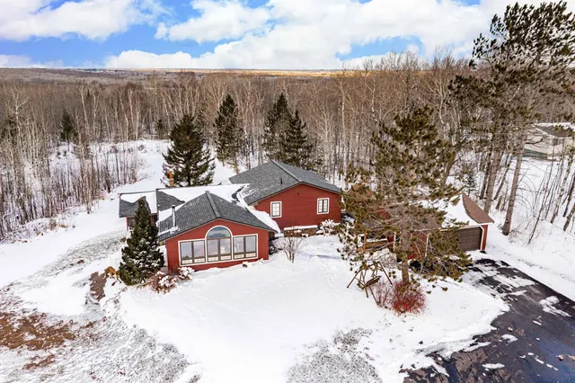 $595,000 | 3325 Strand Road, Duluth, MN 55803