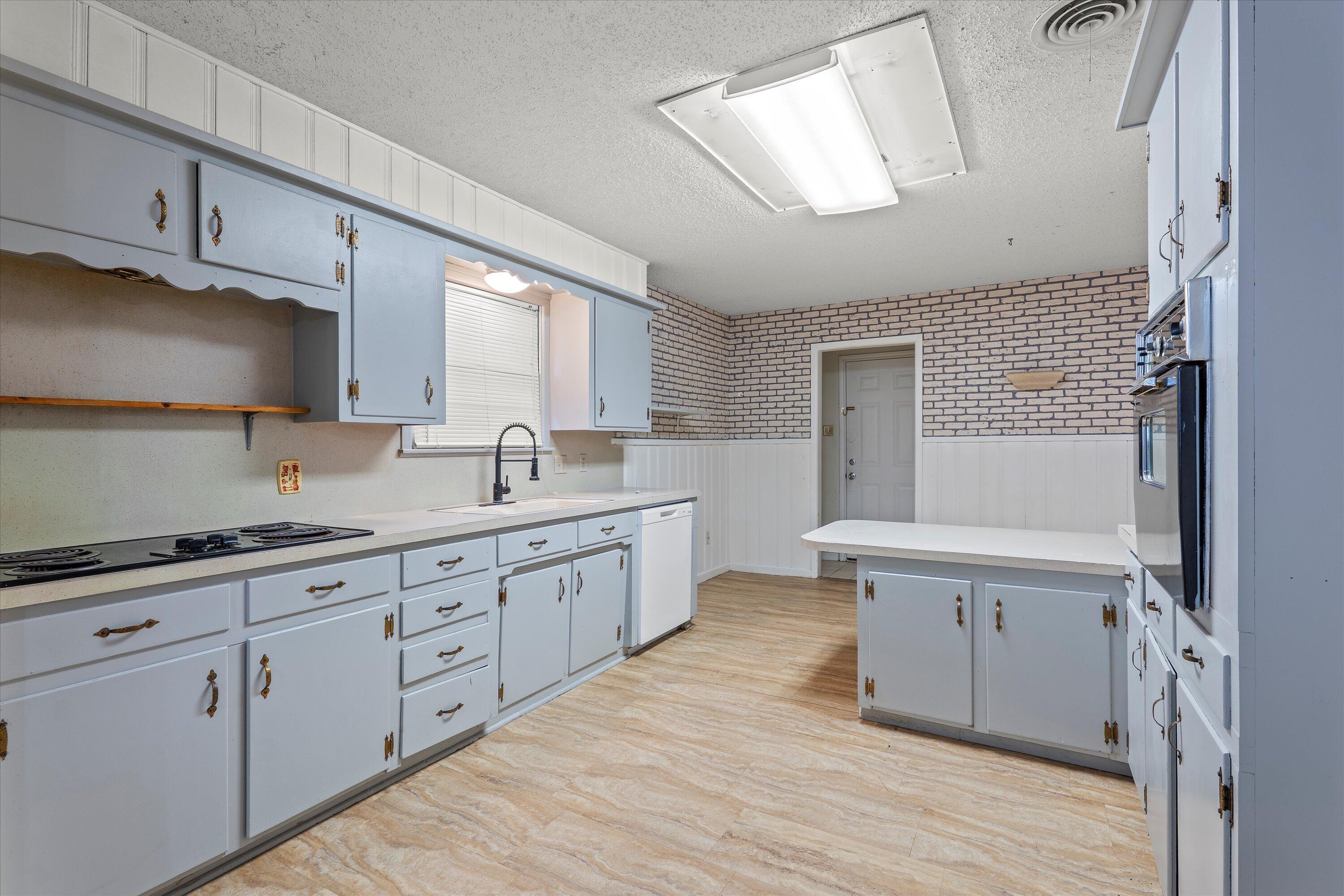 4401 27th Street Lubbock, TX 79410 - Photo 8 of 28 08-4401 27th St