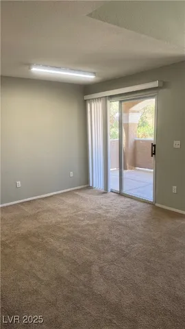$1,450 | 8101 West Flamingo Road, Unit 2110, Las Vegas, NV 89147