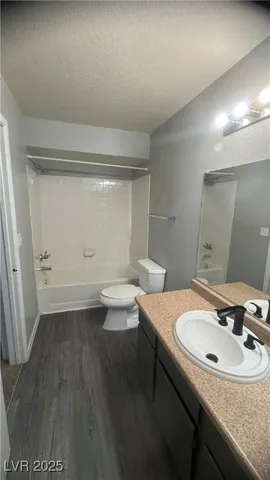 $1,450 | 8101 West Flamingo Road, Unit 2110, Las Vegas, NV 89147