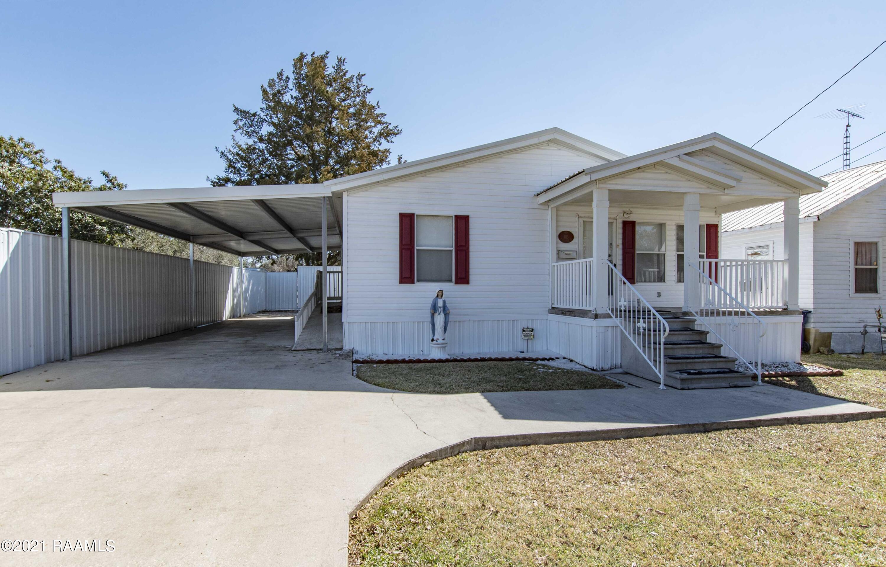 813 East Venable Street Church Point, LA 70525 - Photo 1 of 28 Gallery Image 1