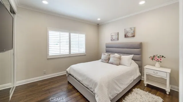 $13,000 | 4461 Stern Avenue, Sherman Oaks, CA 91423