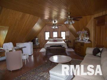 300 East Main Street Carmi, IL 62821 - Photo 11 of 16