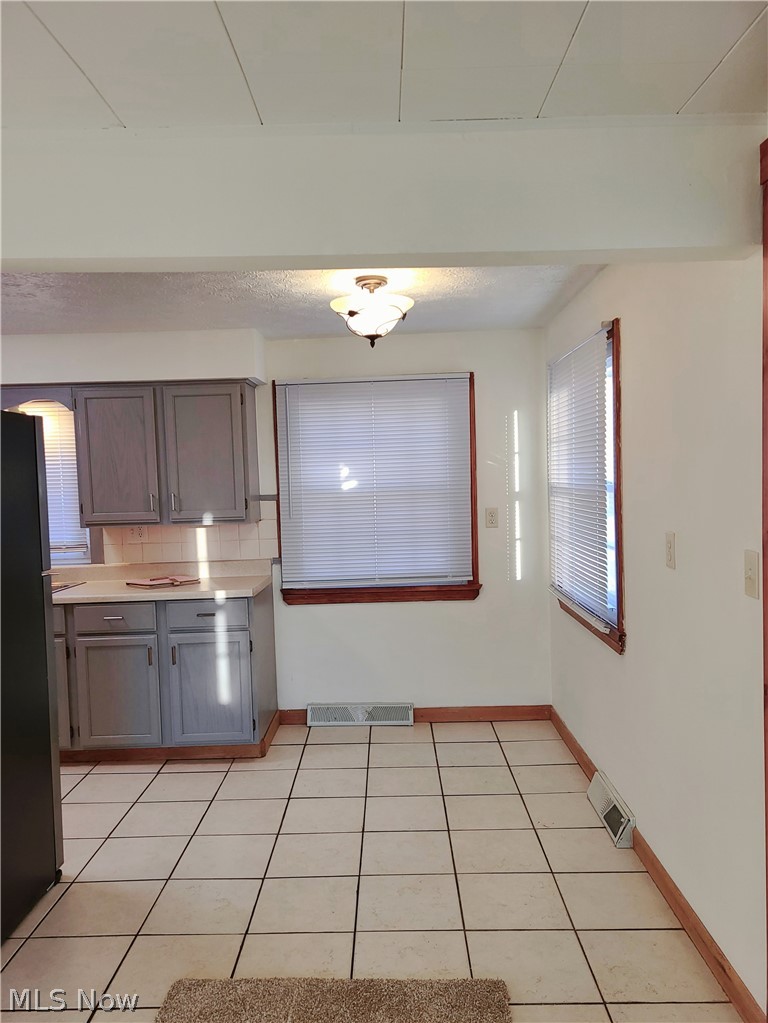 5051 Thursby Road North Canton, OH 44720 - Photo 6 of 16 Dining room