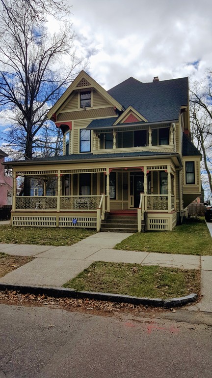 198 Florida Street Springfield, MA 01109 - Photo 1 of 21 Gallery Image 1