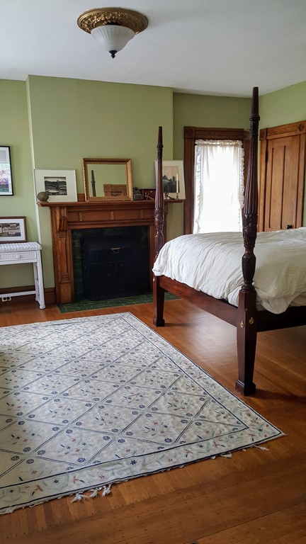 198 Florida Street Springfield, MA 01109 - Photo 14 of 21 Gallery Image 14
