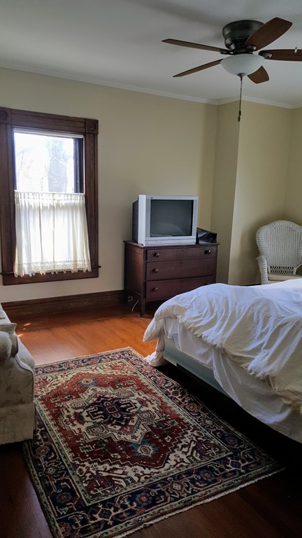 198 Florida Street Springfield, MA 01109 - Photo 17 of 21 Gallery Image 17