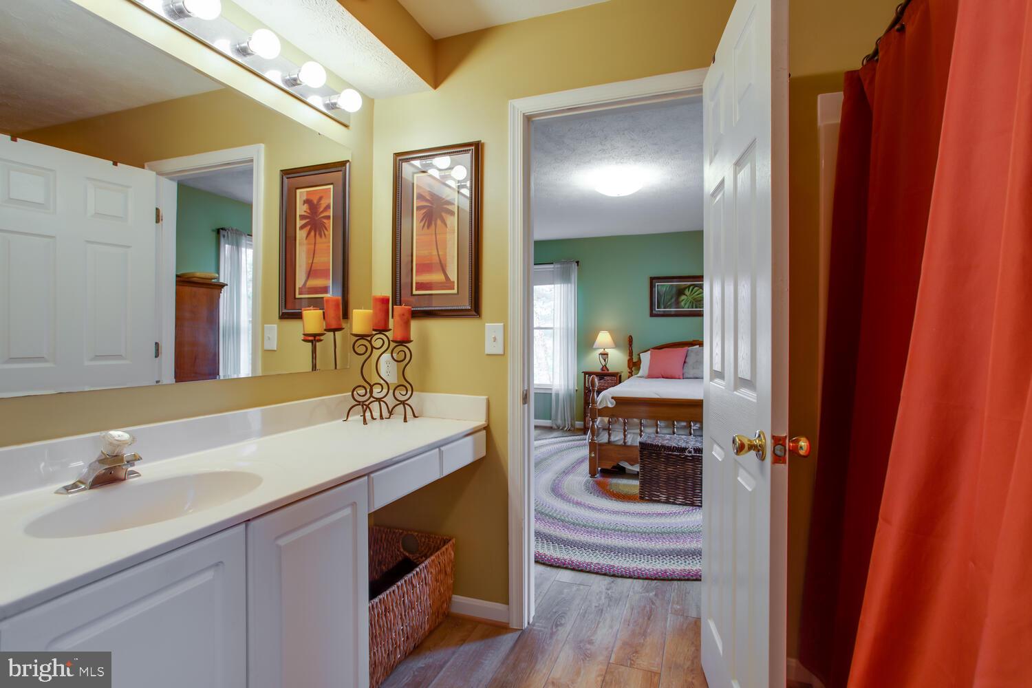 16188 Calvert Creek Lane Ridge, MD 20680 - Photo 14 of 37 Attached Master BA