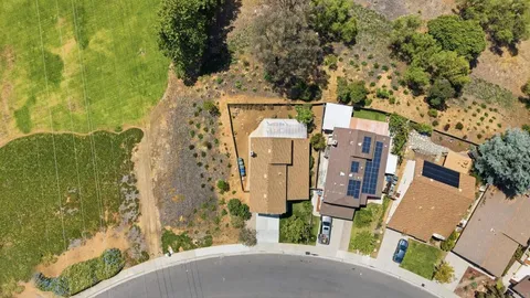 $779,995 | 2201 Amber Lane, Escondido, CA 92026