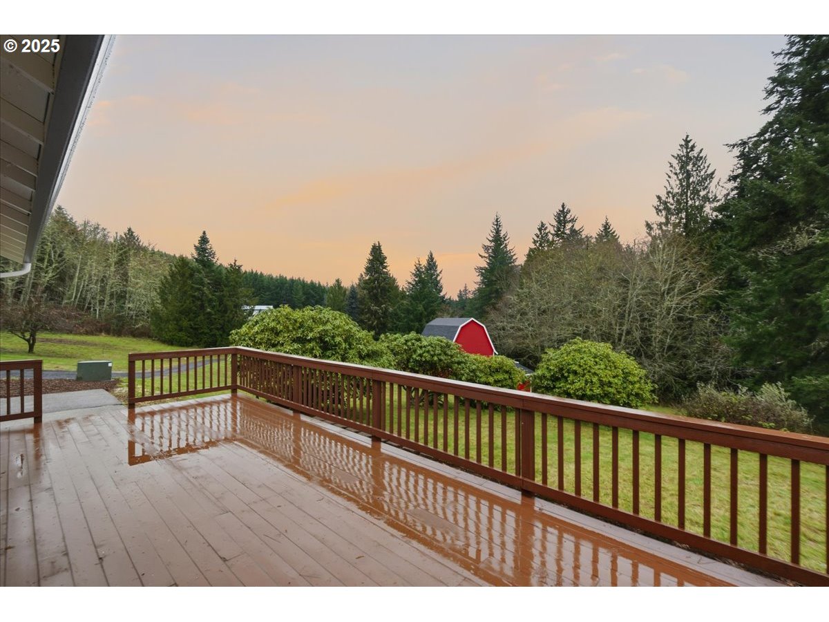 73345 Apiary Road Rainier, OR 97048 - Photo 31 of 44