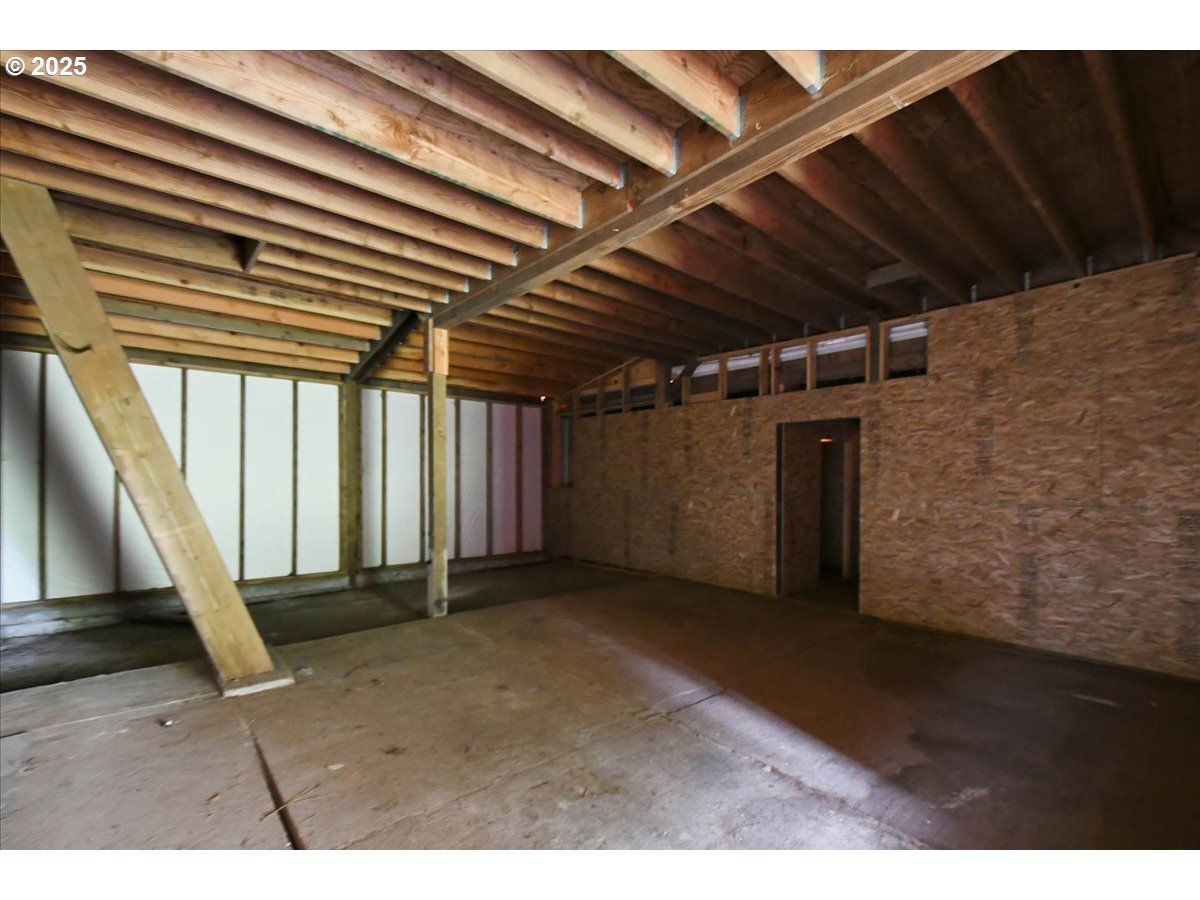 73345 Apiary Road Rainier, OR 97048 - Photo 38 of 44 a view of an empty room
