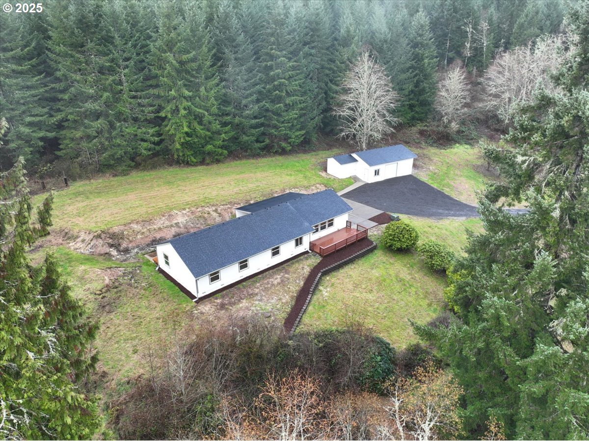 73345 Apiary Road Rainier, OR 97048 - Photo 44 of 44 a view of a yard with a barn