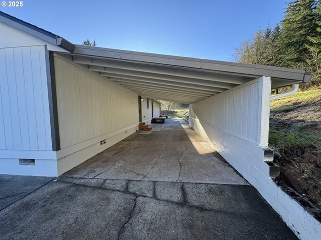 $525,000 | 73345 Apiary Road, Rainier, OR 97048