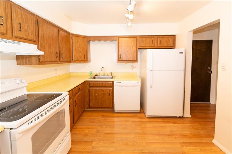 555 Sloop Road, Unit 17 Pittsburgh, PA 15237 - Photo 4 of 11