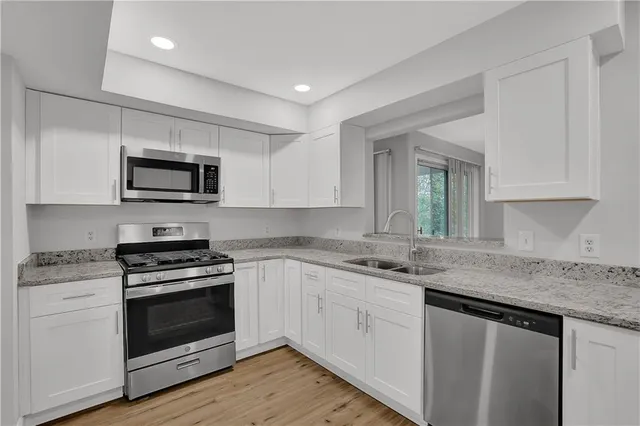 $1,900 | 58 Fair Haven Way, Smyrna, GA 30080