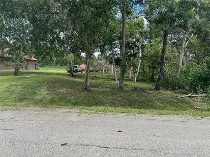 $35,000 | 2523 Timber Drive, Dickinson, TX 77539