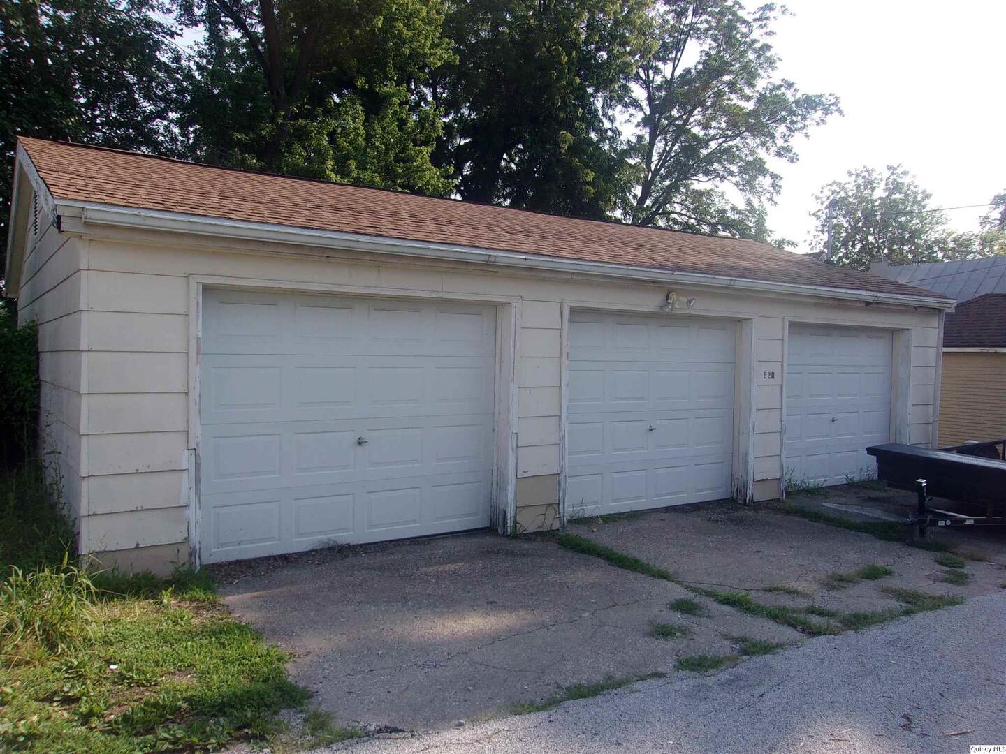 520 Madison Street Quincy, IL 62301 - Photo 1 of 6 Gallery Image 1