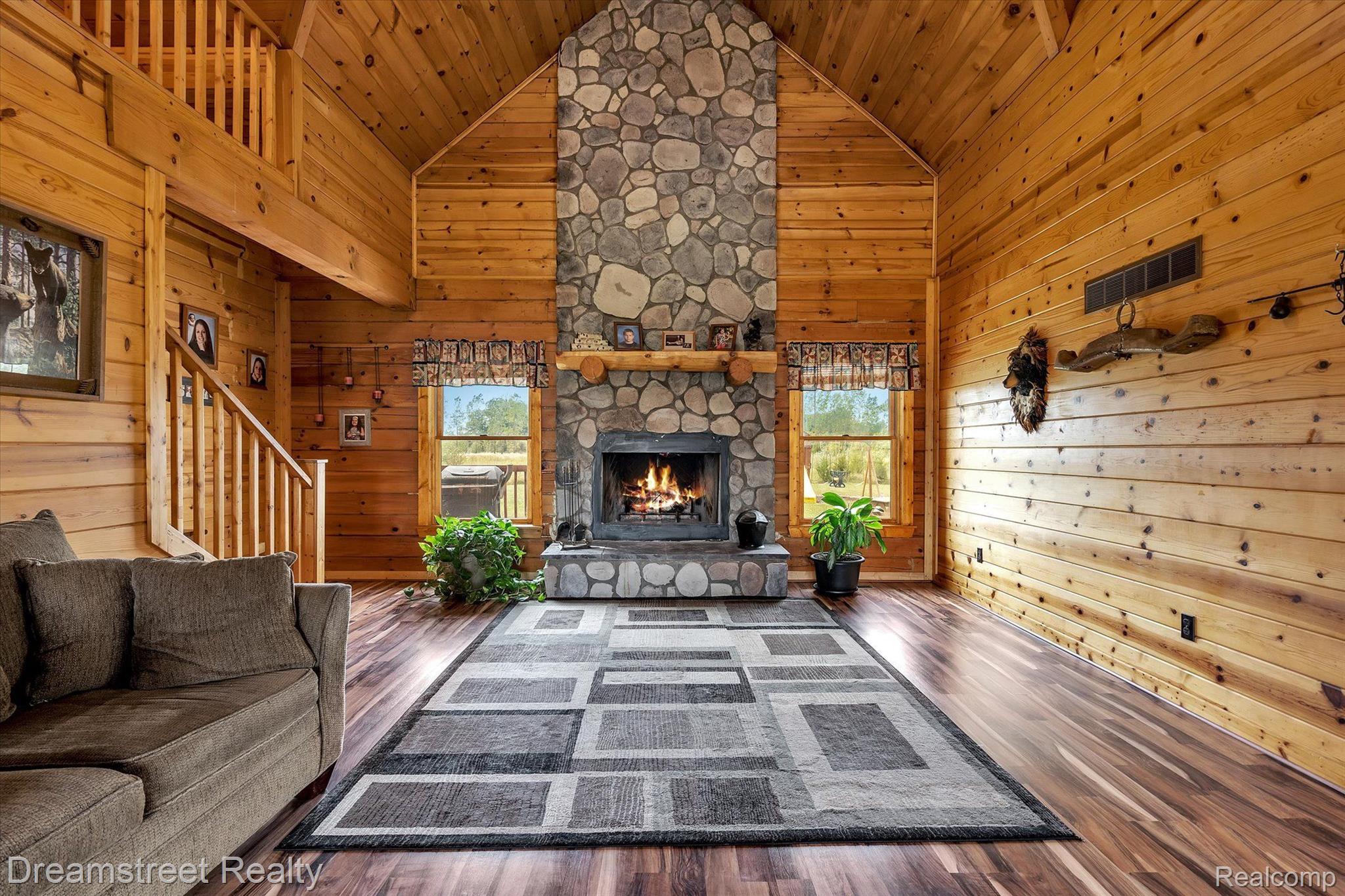 25900 Clark Road New Boston, MI 48164 - Photo 9 of 44 Gallery Image 9