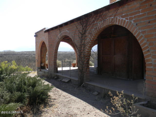 1410 East Madison Road Huachuca City, AZ 85616 - Photo 2 of 9