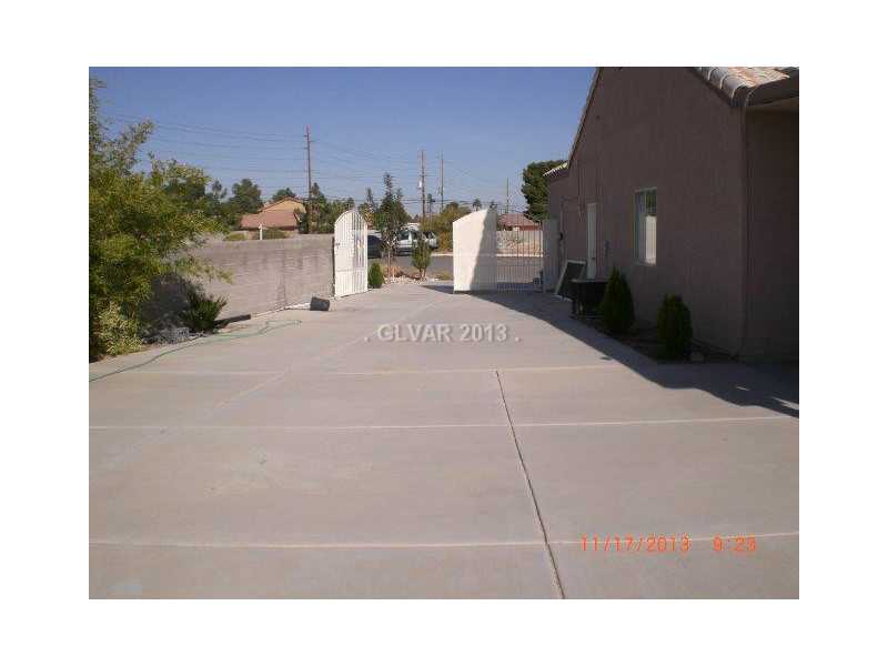 2855 Westwind Road Las Vegas, NV 89146 - Photo 14 of 32 Parking Lot. RV parking