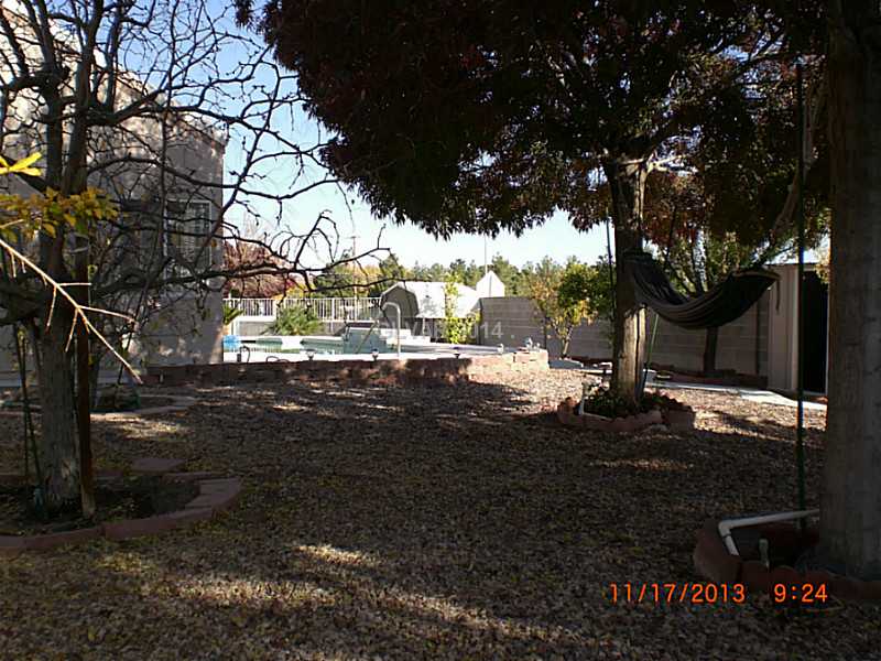 2855 Westwind Road Las Vegas, NV 89146 - Photo 25 of 32 Yard/Garden.