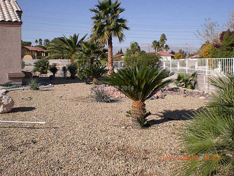 2855 Westwind Road Las Vegas, NV 89146 - Photo 28 of 32 Yard/Garden.